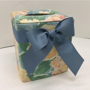 Vintage Discontinued Croscill Fiesta Tissue Box Cover